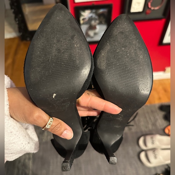 Fun Fringe Heels! - Picture 8 of 10